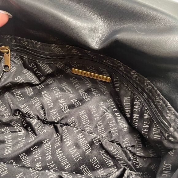 Steve Madden Black Quilted Coleman Purse Handbag - Picture 12 of 13